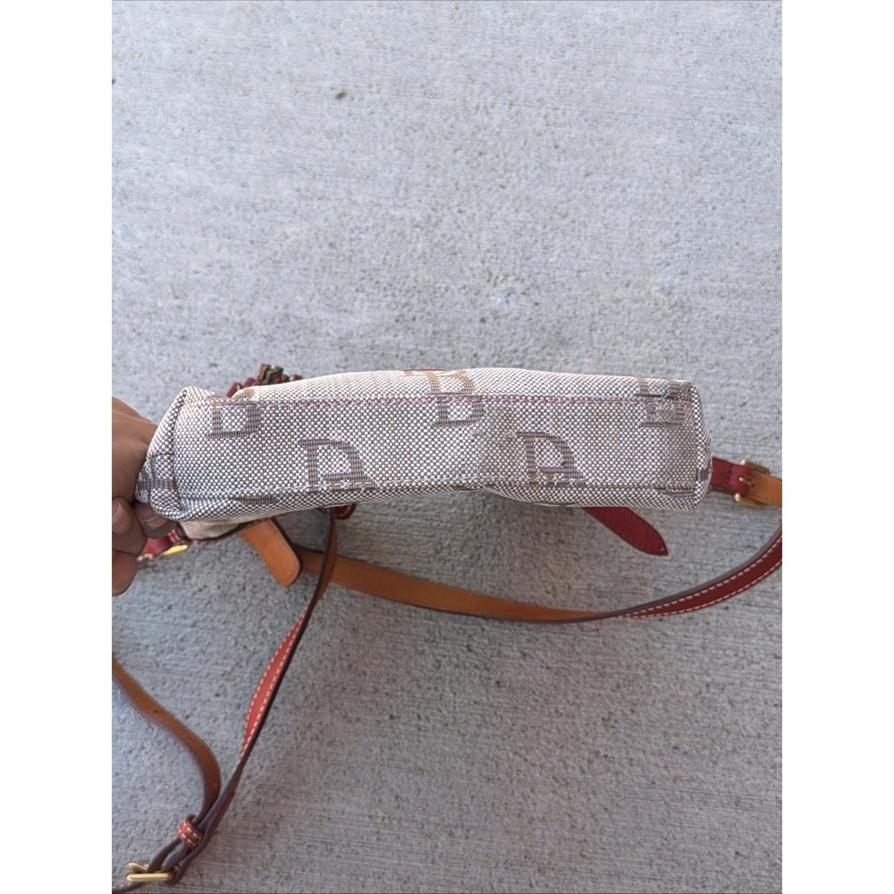 Dooney & Bourke Signature Jacquard Leather Crossbody Bag Brown Brass Hardware - Picture 5 of 5